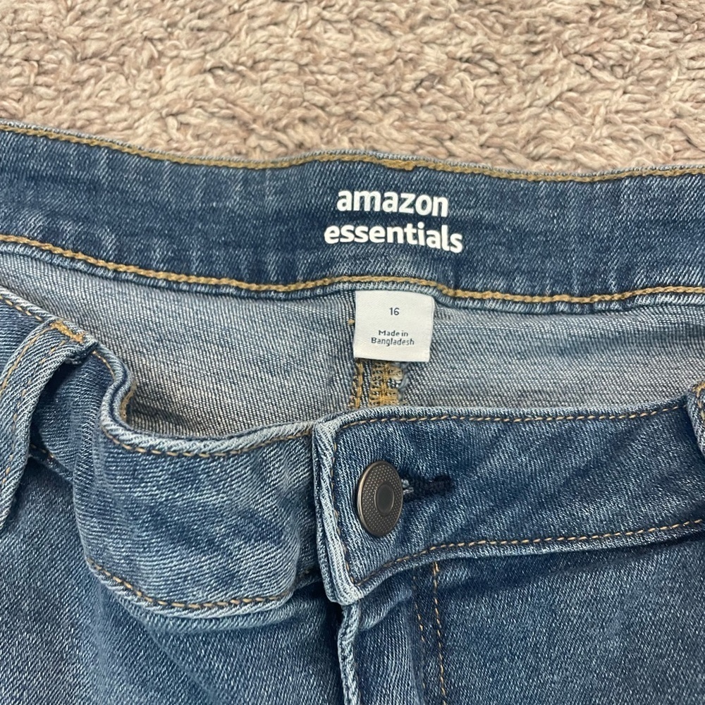 High Rise Jean Shorts - Picture 4 of 7
